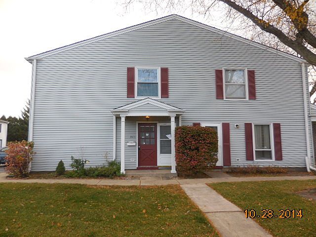 1st image of 883 Wellington Ave