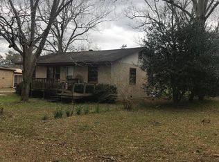 2067 Clark Cir, Ochlocknee, GA 31773