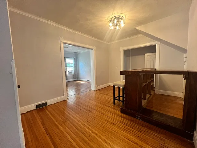 1 bed, 1230 sqft, $1,000 — Photo 4