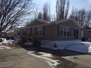 215 E Deer St, Mandan, ND 58554