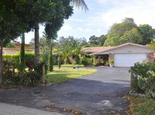 2542 Lincoln St, Hollywood, FL 33020