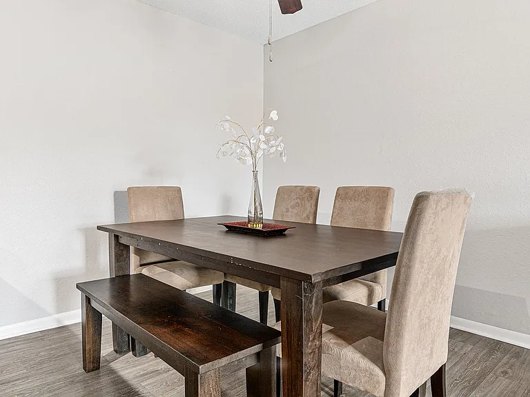 Park Place Apartments — Photo 4