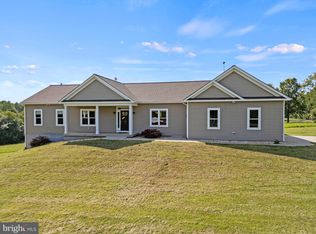 13122 Walnut Ln, Culpeper, VA 22701