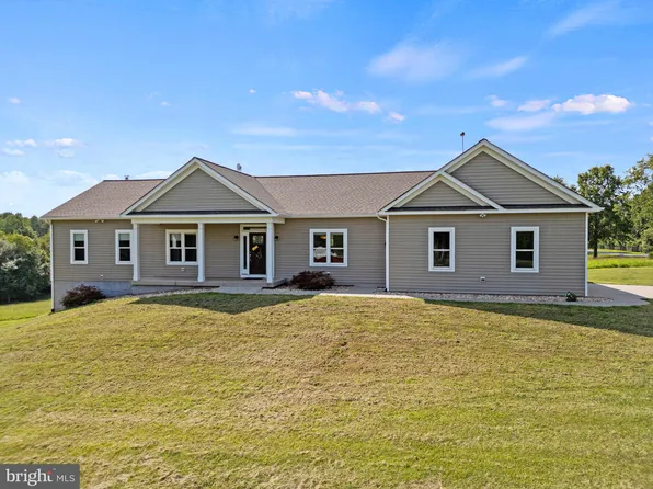 13122 Walnut Ln, Culpeper, VA 22701
