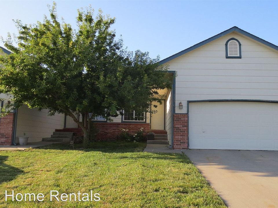 1st image of 912 Cedar Point Cir