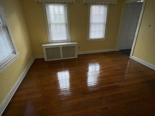 20 Morrison Ave, Westover, WV 26501