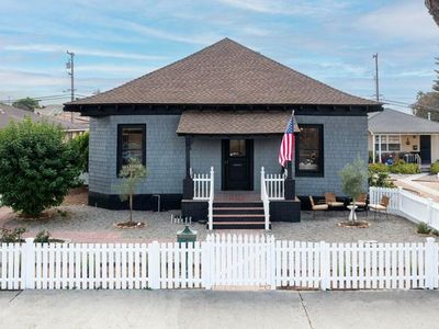 215 S H St, Lompoc, CA, 93436