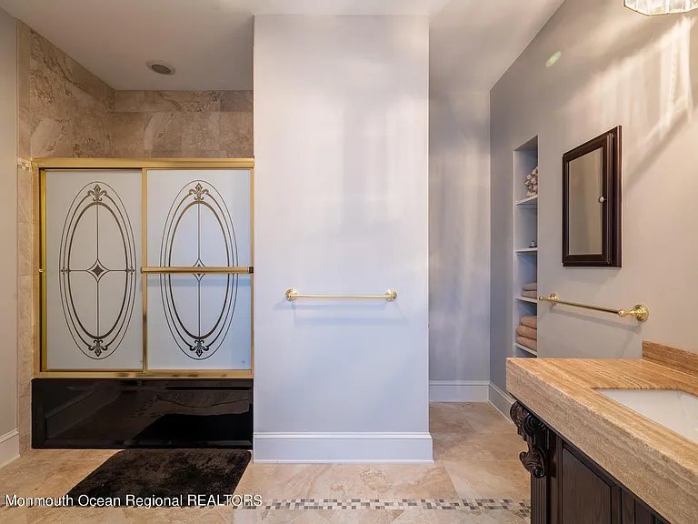 128 Park Ave — Photo 15