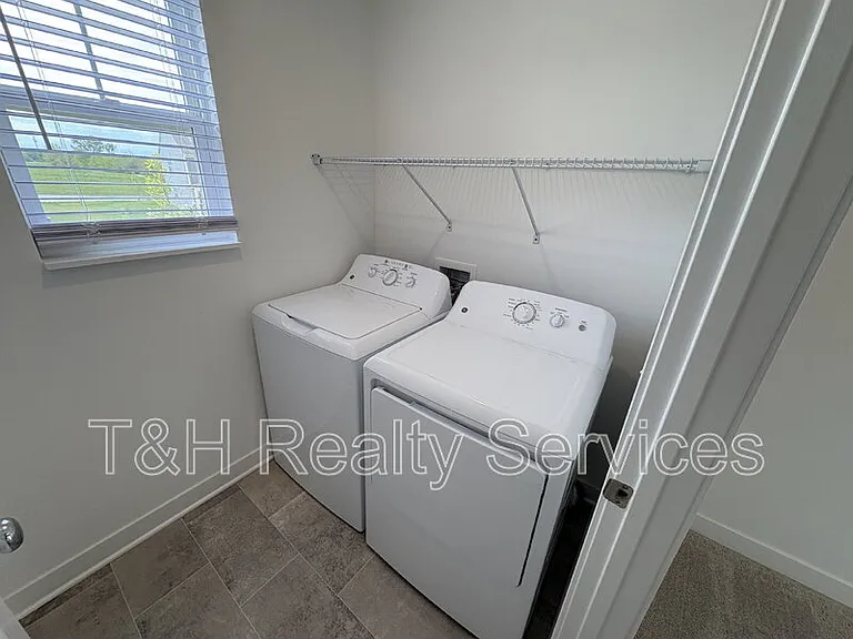 6831 Orchard Run Cir — Photo 22