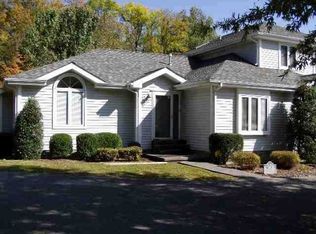 910 Stonebrook Dr, Paducah, KY 42003