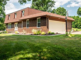 492 Springbrook Dr SW, New Philadelphia, OH 44663