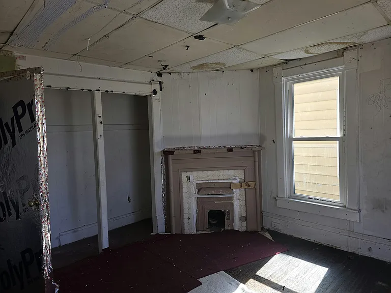 1806 N Peoria Ave — Photo 17