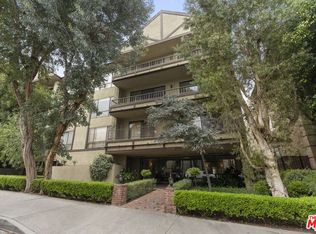 1210 N Kings Rd APT 104, West Hollywood, CA 90069