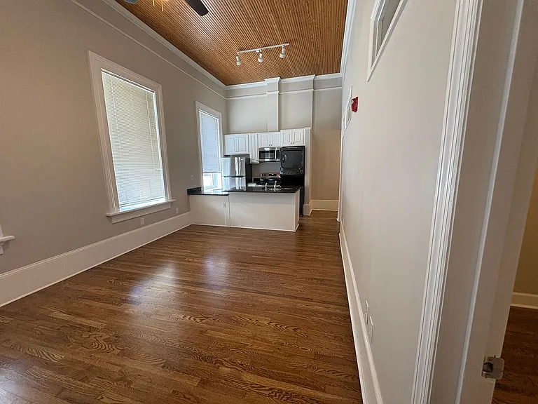 Lofts at Poplar Pointe — Photo 25