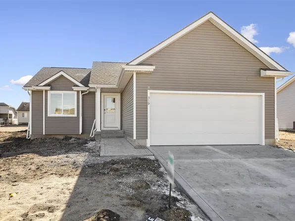 319 NE Driftwood St, Elkhart, IA 50073