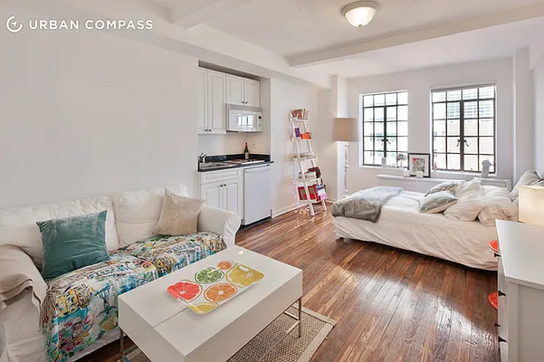 Rented by Compass | media 29