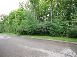 1 Secrateriat Rd, Dayton, OH 45414