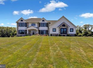 34 Chasen Ct, Reading, PA 19608