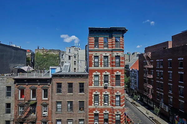 Rented by Brown Harris Stevens | media 23