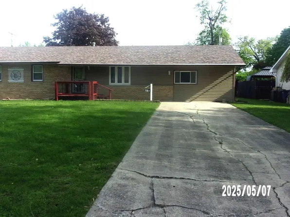 704 E Sycamore St, Watseka, IL 60970