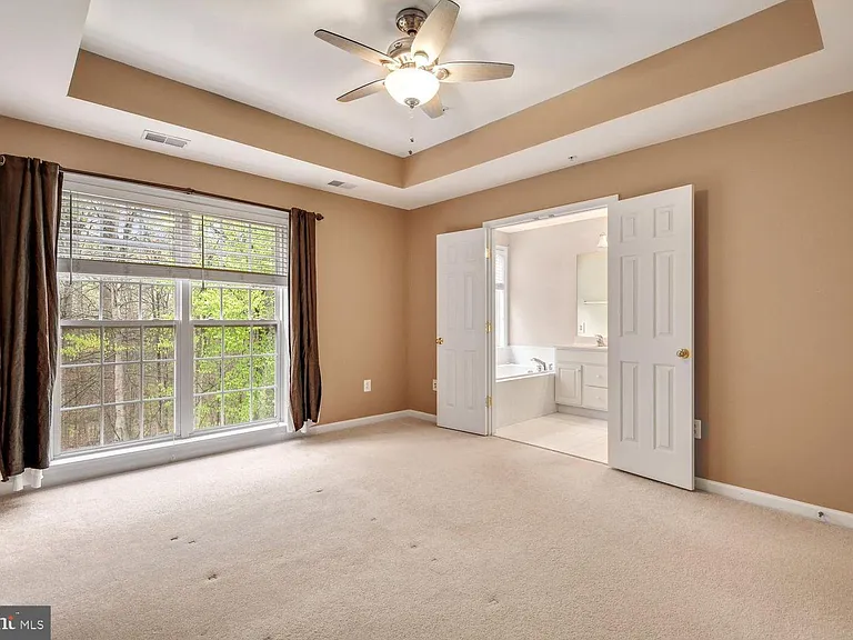 19421 Rayfield Dr — Photo 17