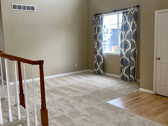 Living Dining Area_07142022