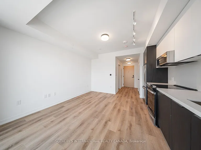 5 York Rd #703 — Photo 8