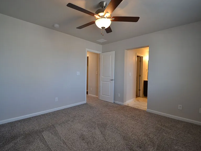 8719 Shady Ridge Grv — Photo 9