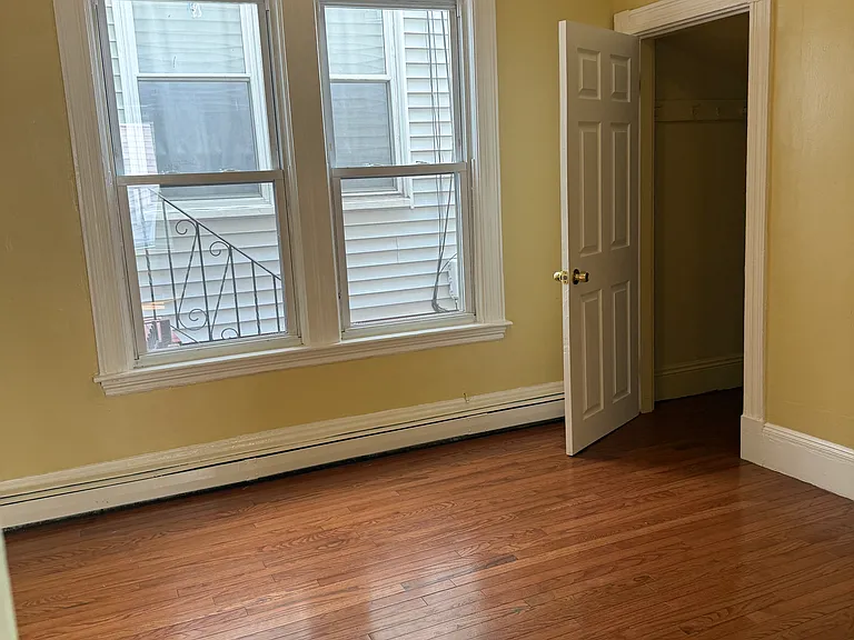 6 W Eagle St #1 — Photo 11