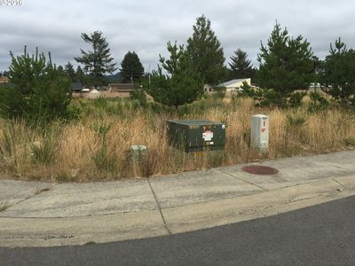 1100 Cedar Loop #17, Lakeside, OR, 97449