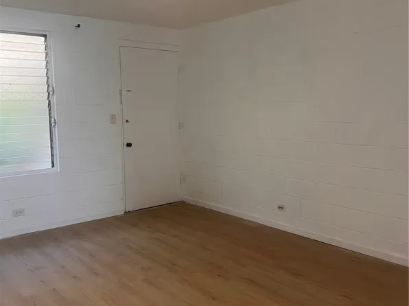 94-245 Leowahine St #118, Waipahu, HI 96797