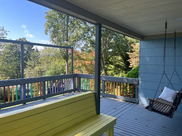 12 Carrier Pl, Asheville, NC 28806