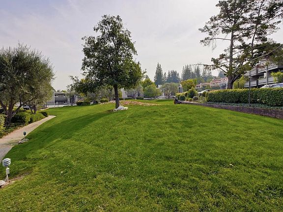 3rd image of 4000 Farm Hill Blvd APT 306