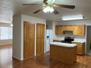627 E Springhill Dr, Washington, UT 84780