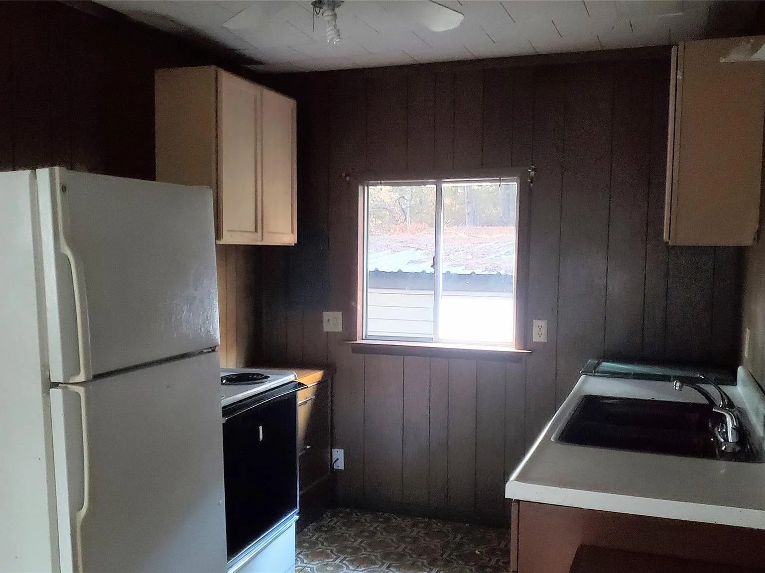 2 bed, 1.0 bath, 816 sqft, $1,050 — Photo 4