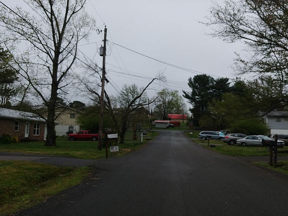 4th image of 408 Kirby Dr SE