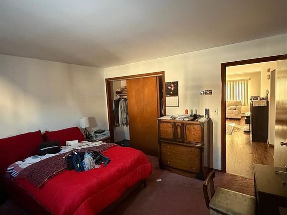 4th image of 54 Bergen St