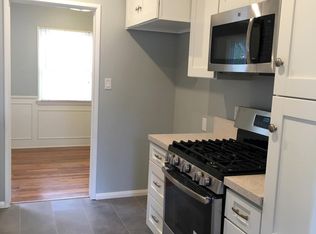 551 Glenwood Rd, Glendale, CA 91202