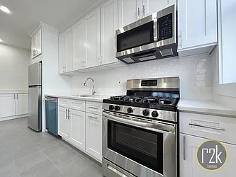 Rented by Realty 2000 Corp