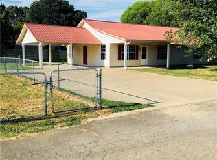 401 Eagle Rock Rd, Muldrow, OK 74948