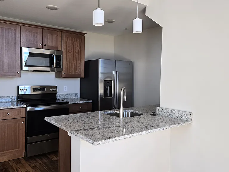 King Philip Lofts — Photo 21