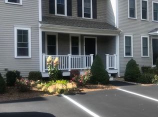 27 Springhill Ave APT 3, Bridgewater, MA 02324