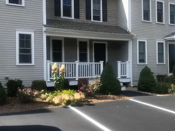 27 Springhill Ave APT 4, Bridgewater, MA 02324