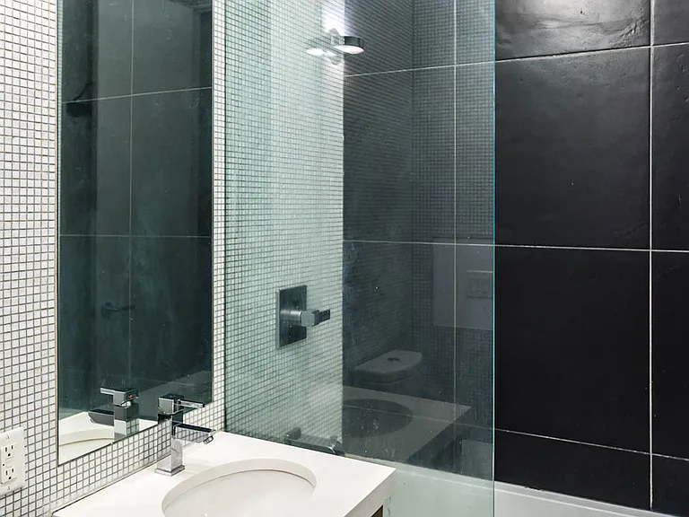 1635 Putnam Ave #2G — Photo 23