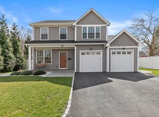 95 Ward St, Stratford, CT 06614