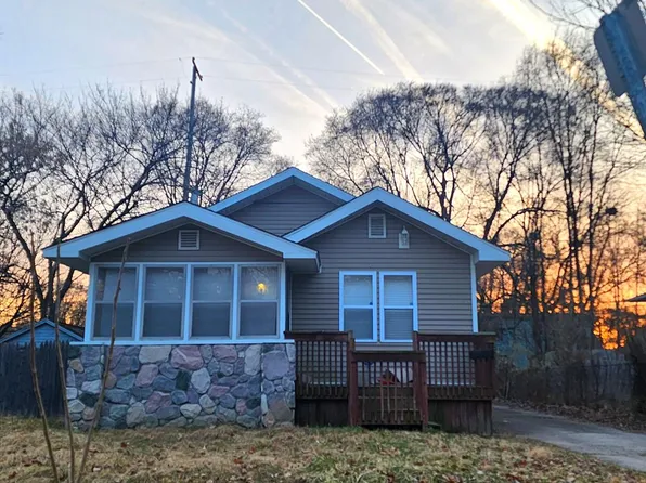 713 Dickinson St, Flint, MI 48504