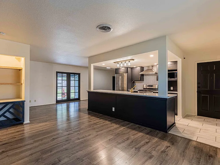 1014 Morey Peak Dr — Photo 5