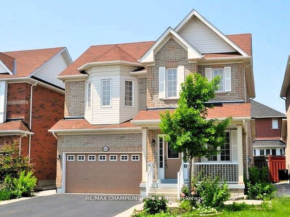 104 Masters Green Cres, Brampton, ON L7A 3K2