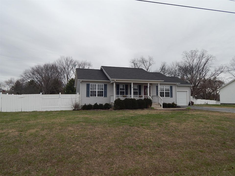 1st image of 143 Strawberry Dr