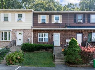 2818 Rhonda Ln, Allentown, PA 18103